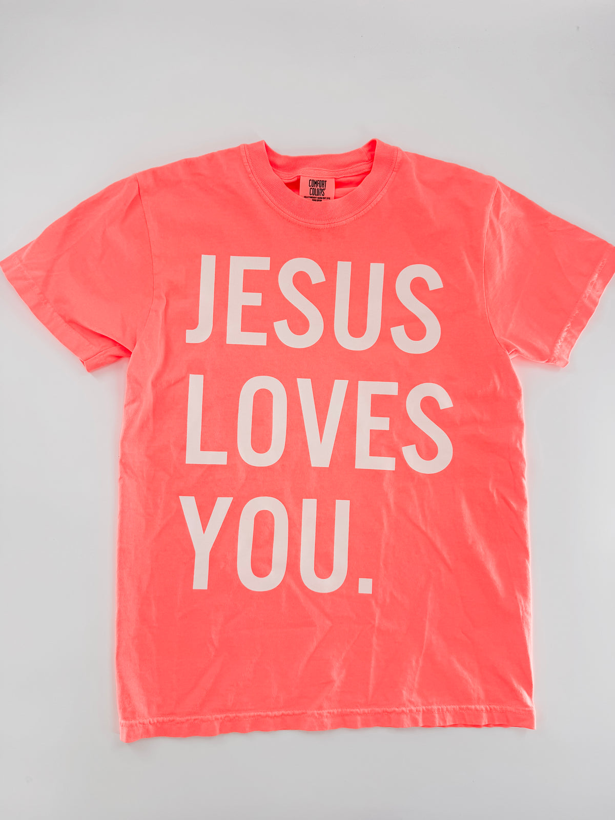 JESUS LOVES YOU. Tee
