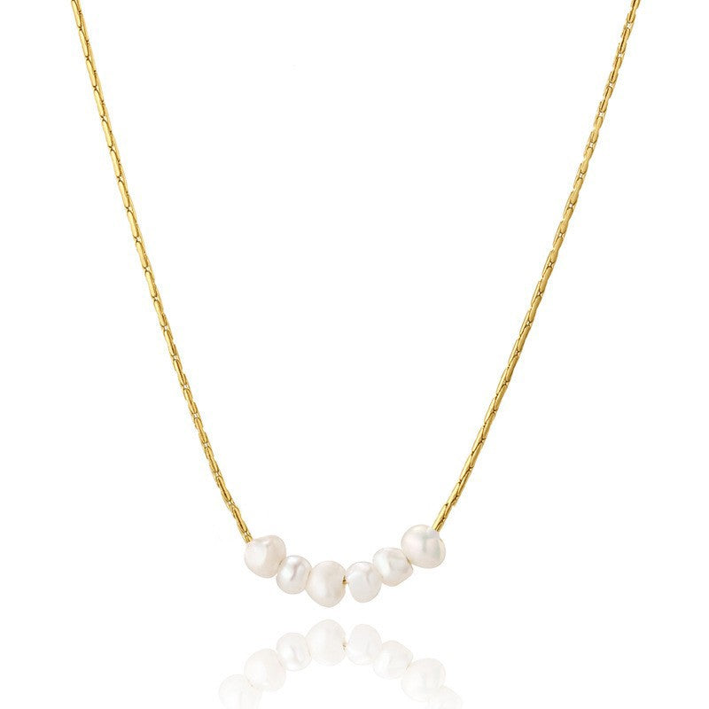 Dainty Pearl Necklace