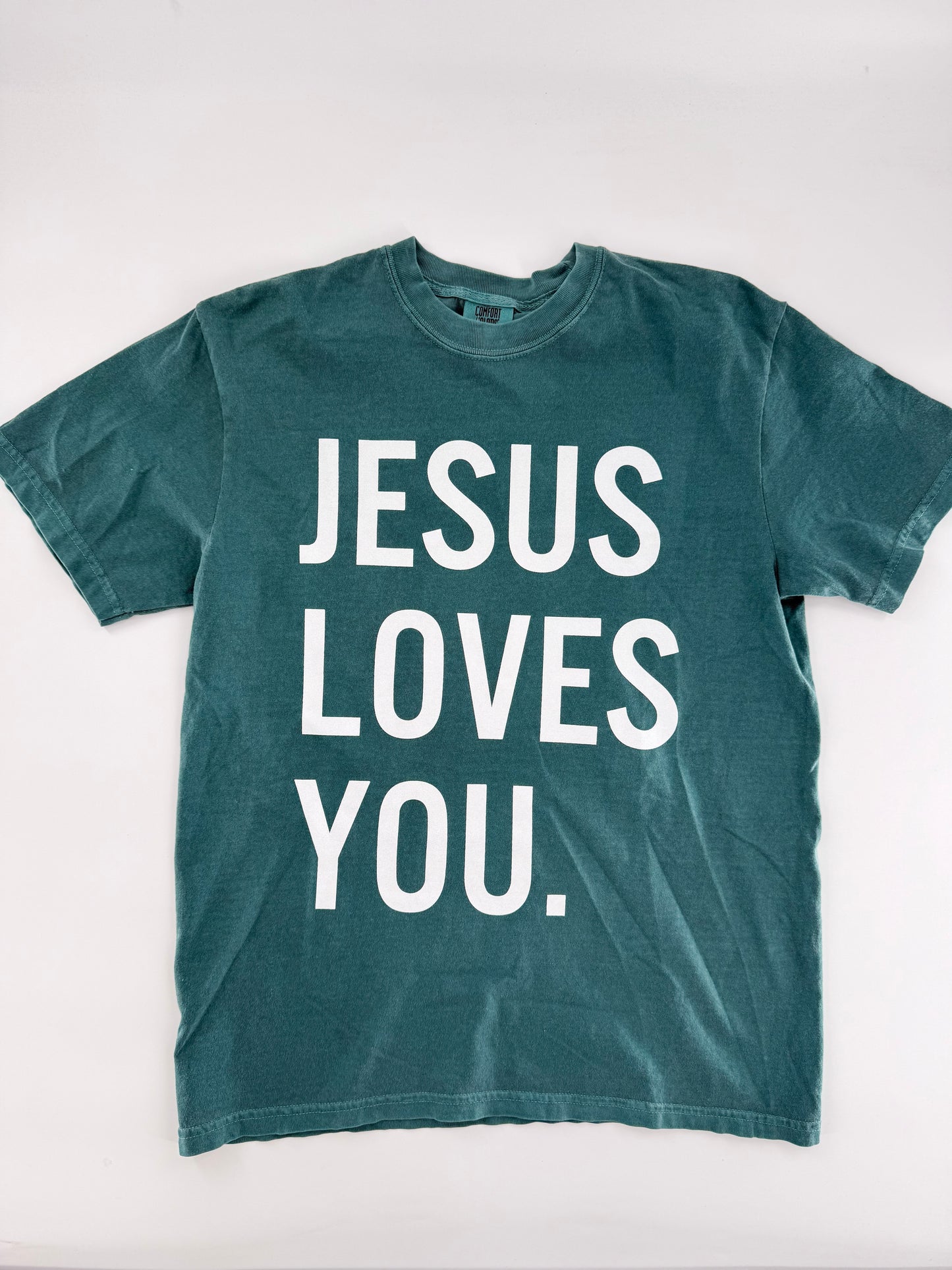 JESUS LOVES YOU. Tee