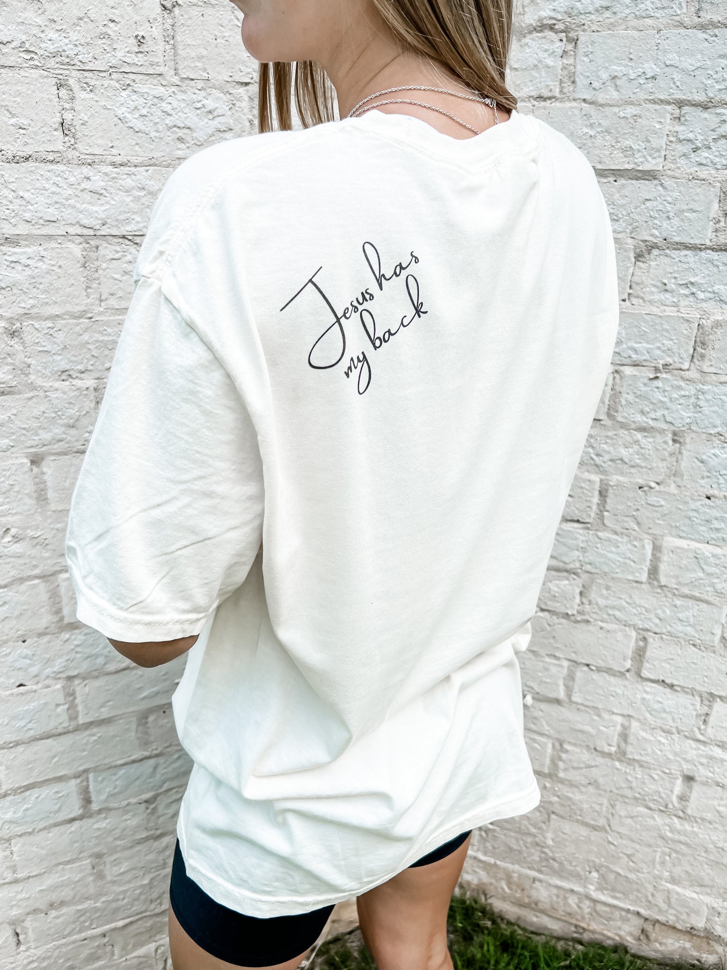 Jesus Has My Back Tee