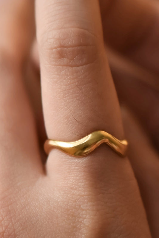 Wavy Gold Ring